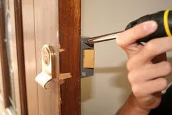 Locksmith Key Store Winter Park, FL 407-520-3621 - lock-opening